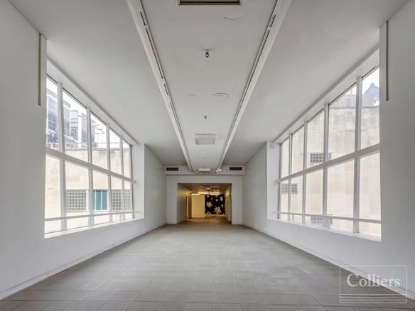Flagler St + Miami Ave – Core Redevelopment Opportunity in Downtown Miami: 22 E Flagler St, Miami, FL 33131